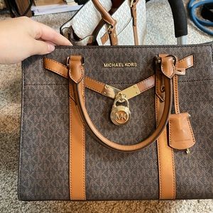 Michael Kors Nouveau Hamilton Large Satchel